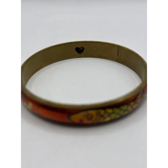 Reserved - nikkii - Vintage Brass & Enamel Orange Fish Bangle Bracelet - Picture 4 of 4